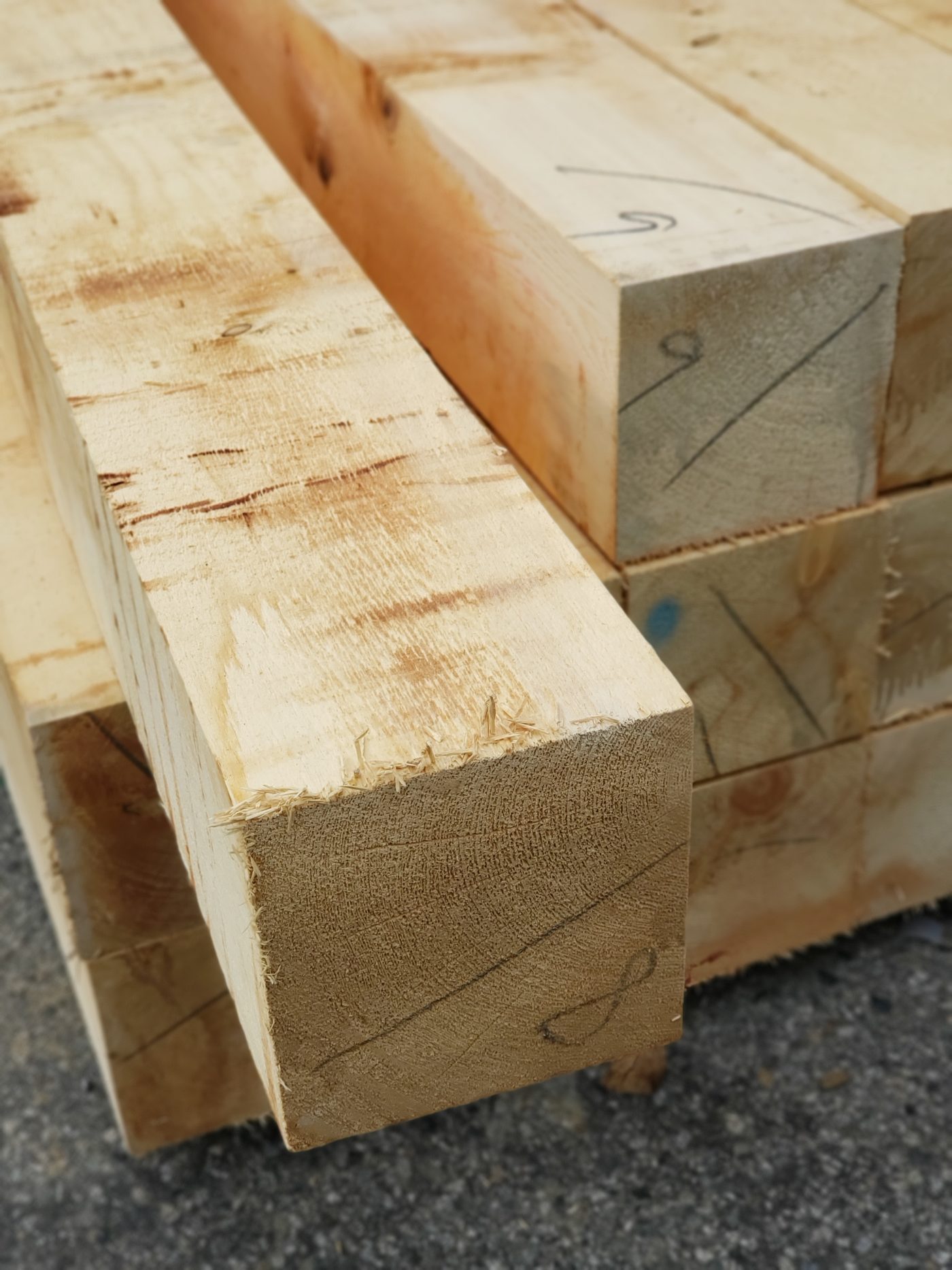 8″ x 8″ 10′ Yellow Cedar Lumberstore.ca